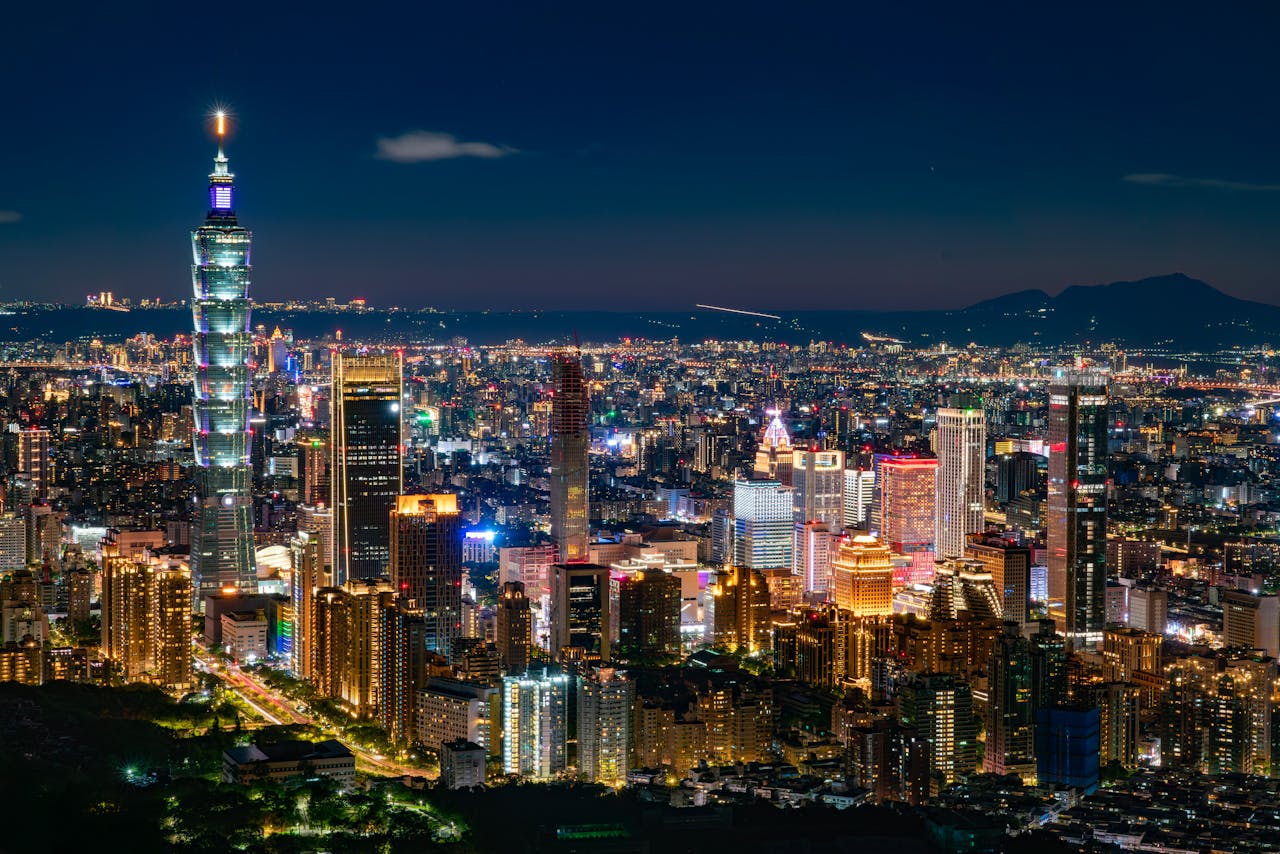 Featured image for Google's "Free Lunch" for LLMs: How Prompt Repetition Fixes Attention Bottlenecks with Zero Latency